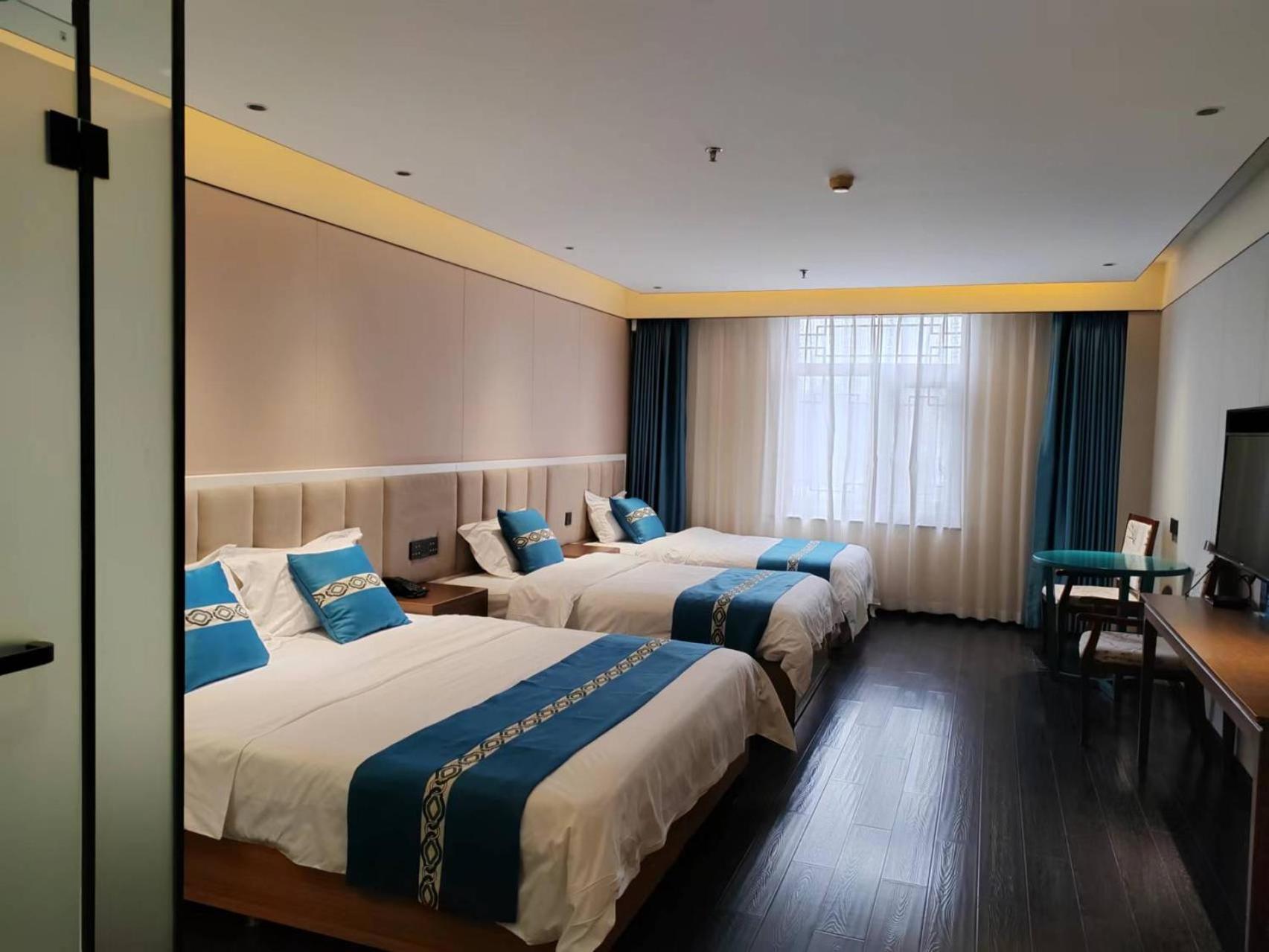 Beijing Tangfu Hotel - Located In The City Center Adjacent To The Subway Station Close To Nanluoguxiang Gulou Lama Temple Tiananmen Square Forbidden City Temple Of Heaven Providing Laundry Car Rental And Ticketing Services Eksteriør bilde